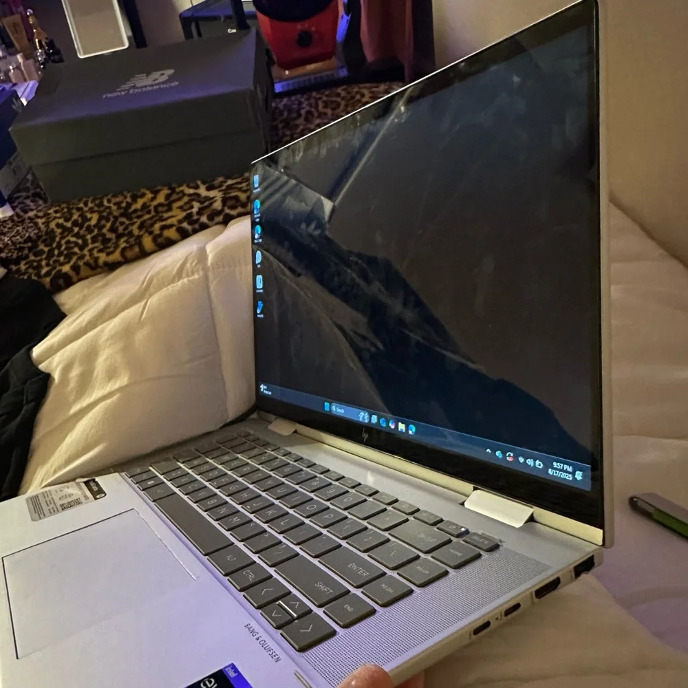 17 in. Silver HP ENVY 2-in-1 360 for sale.